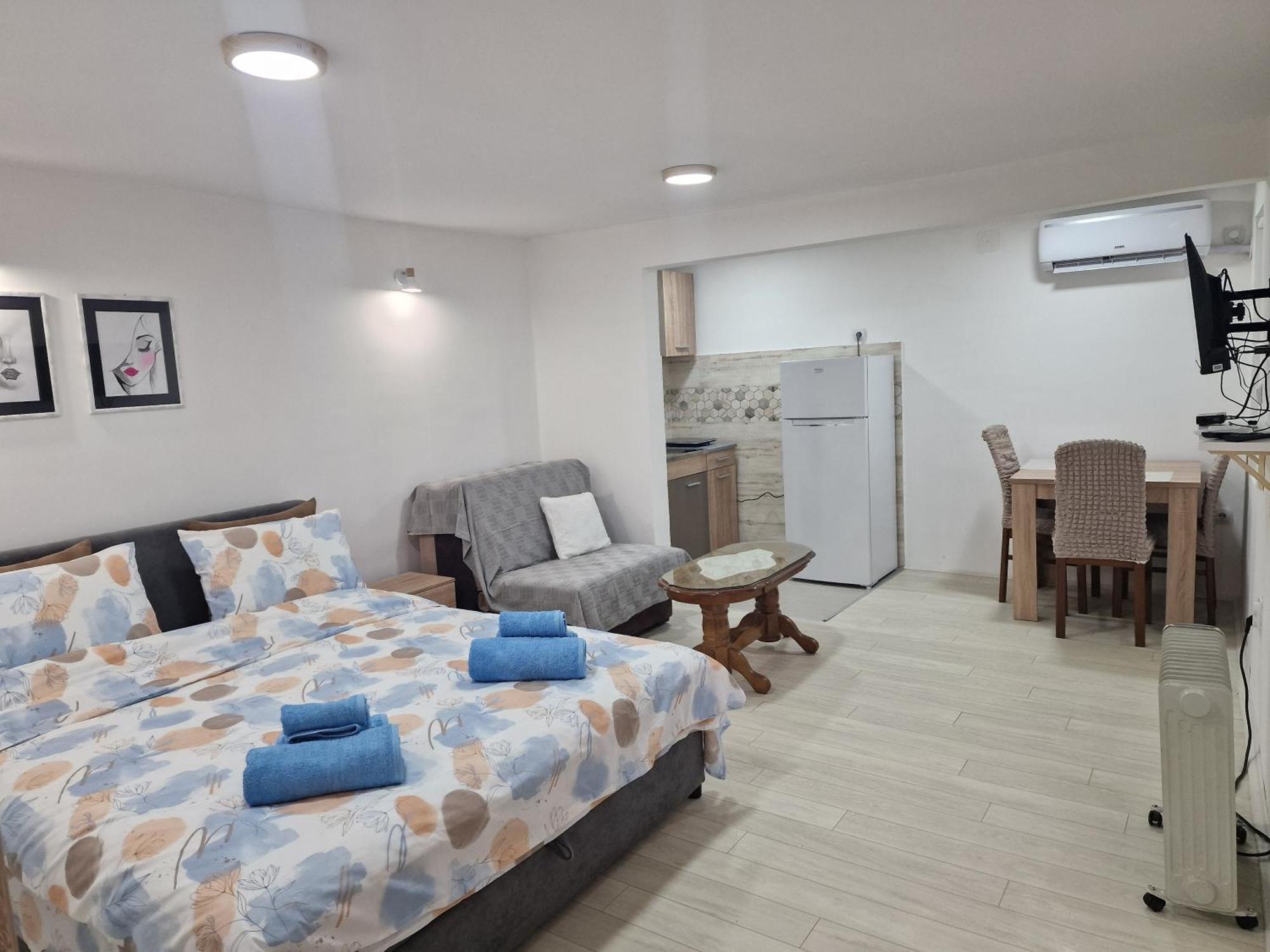 Zed Apartmani Leskovac Лесковац Экстерьер фото