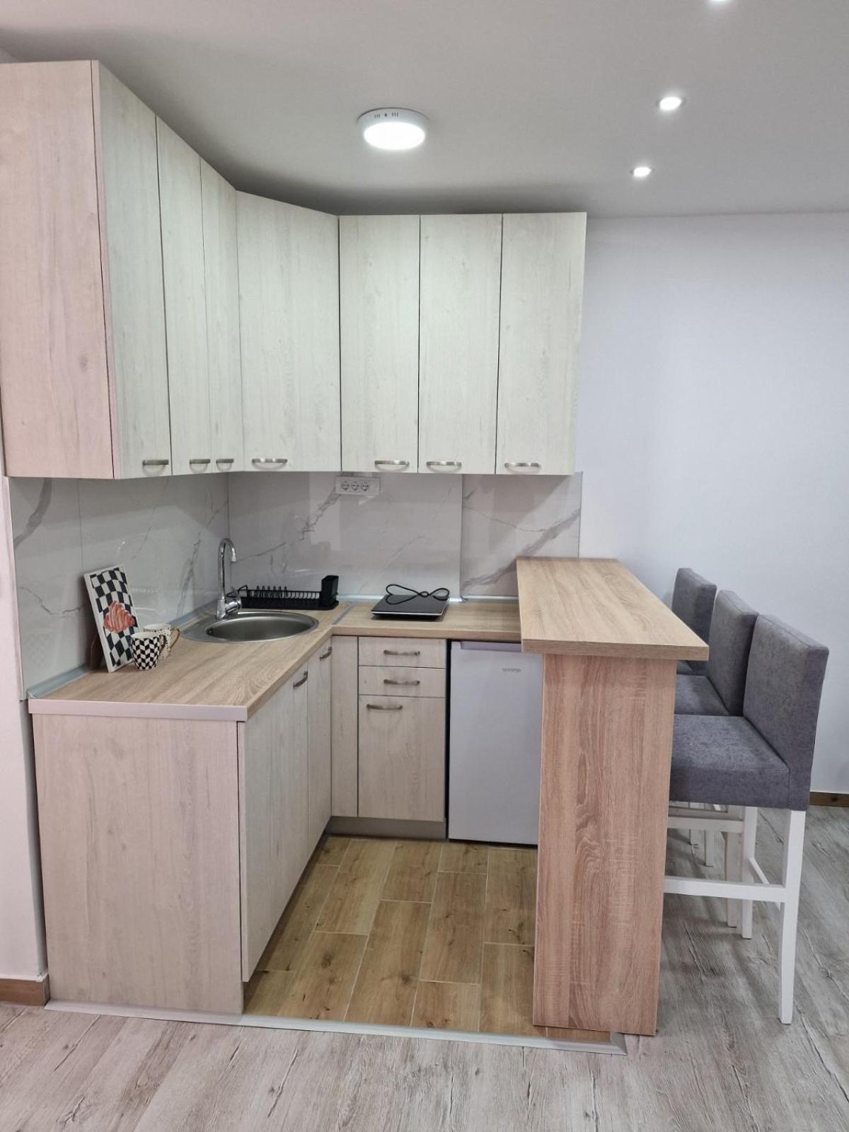 Zed Apartmani Leskovac Лесковац Экстерьер фото